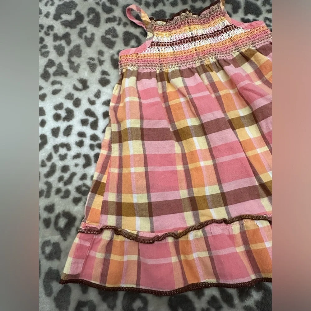Old Navy Smocked Plaid Summer Dress in Pink Size 6-12 months